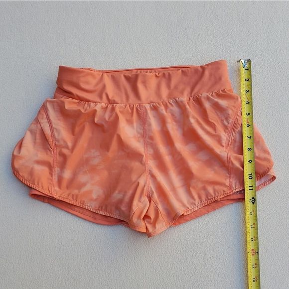 Fabletics Austyn Run Short Coral Haze - Picture 2 of 16